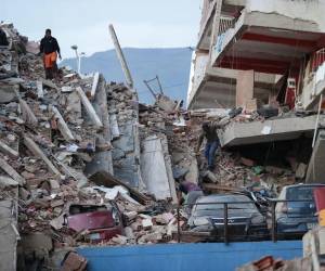 Ya van 4,829 fallecidos por los terremotos en Venezuela.