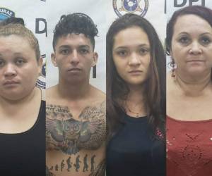 Estos serían algunos de los detenidos en Islas de l Bahía por suponerlos responsables del narcomenudo. (Foto: DPI)