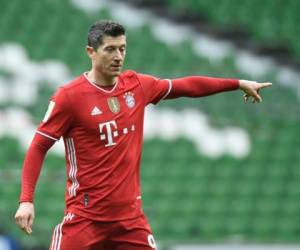 Robert Lewandowski está a ocho goles de igualar el récord goleador de un jugador en una temporada de la Bundesliga. Foto: AFP