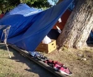 Migrantes hacinados en un parque de Ciudad Juárez, México, apelan a la conciencia de los ciudadanos. Fotos: Adrían Macías, Noticias MX.