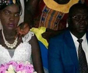La menor, Nyalong, pasó a ser la novena esposa del hombre. Foto: AP