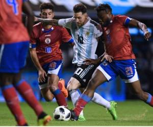 Messi se despidió de la Argentina con un triplete ante Haiti. Foto: Agencia AFP.