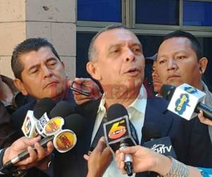 Pepe Lobo asegura que no tiene idea de lo que dijo un testigo en el juicio contra 'El Chapo' Guzmán, quien dijo haber sobornado a candidatos presidenciales en Guatemala y a un expresidente de Honduras y a exfuncionarios hondureños que no identificó. (Foto: Alejandro Amador / EL HERALDO)