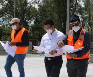 Díaz inspeccionó el lugar donde se espera que proximamente se instalará la unidad médico, que se ubicará junto al Hospital Mario Catarino Rivas.