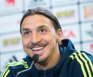Ibra presentará una nueva línea de ropa, momento durante el cual podría desvelar de forma definitiva su futuro. Foto: AFP