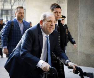 La deformidad se reveló por primera vez en la corte cuando la actriz Jessica Mann, una de las acusadoras de Weinstein, dijo que sintió 'compasión' por Weinstein después de ver sus genitales deformados, que parecían tener cicatrices.