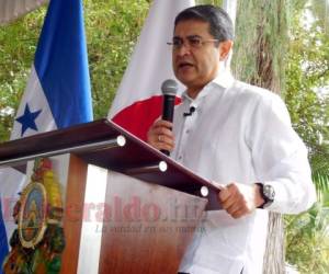 El presidente de Honduras, Juan Orlando Hernández, durante una conferencia de prensa. Foto: EL HERALDO.