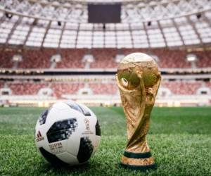 La FIFA ha recaudado 482,000 francos suizos (487,000 dólares) en multas impuestas por su comité disciplinario en Rusia.