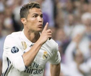 Cristiano Ronaldo se quedaría jugando en el Real Madd, pese a los señalamientos por evasión de impuestos, según adelantó el diario español AS