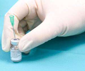 Uruguay recibe el jueves sus primeras dosis de vacuna contra el coronavirus y los primeros en vacunarse será el personal de primera línea.