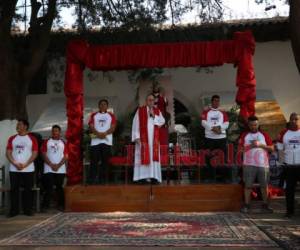 El cardenal Óscar Andrés Rodríguez compartió un mensaje de exhortación a los miles de jóvenes que peregrinaron en la Jornada Juvenil de Ramos.