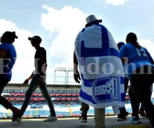 Los aficionados de la Selección de Honduras confían en que la H logre un buen resultado este martes ante Estados Unidos. (Fotos: Neptalí Romero / Grupo Opsa)