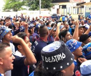 La junta directiva de Marathón publicó un comunicado donde se prohíbe la entrada de hinchas del Motagua al Yankel Rosenthal. La intención es evitar enfrentamientos entre las barras. Foto: Archivo EL HERALDO.