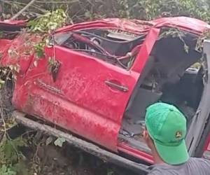 Equipos de emergencia se desplazaron rápidamente al lugar tras recibir la alerta de pobladores de la zona.