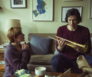 En esta imagen difundida por Netflix, Scarlett Johansson, a la izquierda, y Adam Driver en una escena de 'Marriage Story'. (Netflix via AP)