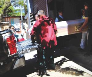 Las autoridades iniciaron las pesquisas para determinar las causas y responsables del crimen.