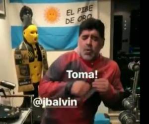 El astro argentino posteo en su cuenta de instagram los vídeos donde aparece disfrutando del entrenamiento.
