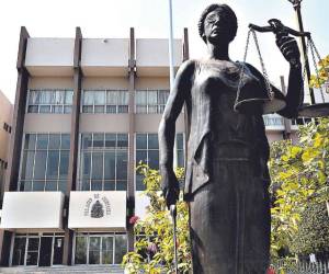 El expediente de los magistrados del TJE ya está en la Corte Suprema de Justicia.