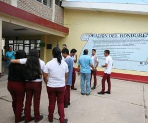 Los padres de familia y maestros exigen la instalación de la Policía Escolar en los centros educativos.