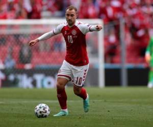 Christian Eriksen ya se muestra recuperado luego de sufrir un paro cardíaco en el debut de Dinamarca en la Eurocopa ante Finlandia. Foto: AP