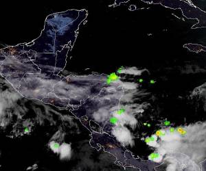 Las inundaciones en Wampusirpi mantienen bajo el agua cultivos y obligaron a evacuar a decenas de familias en Gracias a Dios.