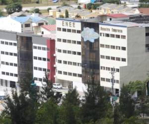 La fachada de las oficinas de la Empresa Nacional de Energía Eléctrica (ENEE).