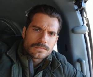 Henry Cavill lució por muchos meses su bigote. Foto: Instagram