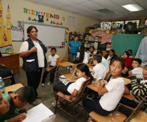 Charla de MiAmbiente en el CEB Jacobo Céceres.