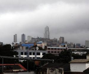 Las condiciones secas y de calor seguirán en buena parte de Honduras este viernes.