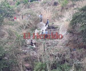 Se desconoce cuánto tiempo llevaba el cadáver en ese sector de la capital. Foto: Stalin Irías/EL HERALDO