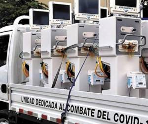 Las autoridades de la Secretaría de Salud iniciaron la distribución de 160 ventiladores mecánicos en 10 hospitales del país.