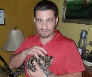 Decenas de personas despidieron al empresario.