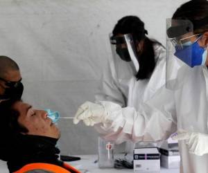 El país latinoamericano registraba hasta este martes un total de 4,1 millones de casos confirmados y 300,574 defunciones desde que inició la pandemia. FOTO: AFP