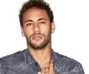 Neymar cumplirá 26 este lunes 5 de febrero, por lo que la fiesta se adelantó.
