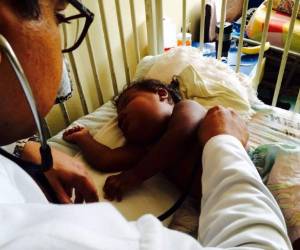 El procedimiento programado conocido como 'embolización' estará a cargo del radiólogo intervencionista, Raúl Vásquez.