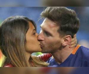 La famosa pareja conformada por Antonella Roccuzzo y Lionel Messi protagonizarán la boda del año en Argentina (Foto: Internet)