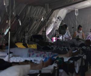 El gobierno del presidente Lenín Moreno dispuso por decreto que durante cuatro semanas los ecuatorianos cumplan un confinamiento nocturno obligatorio de lunes a viernes y todo el fin de semana para reducir el incremento de los casos de coronavirus.