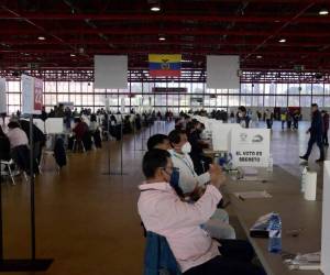 La presidenta del Consejo Electoral aseguró que el lunes el país tendrá nuevos presidente y vicepresidente electos a quienes se les entregará el poder. AP.