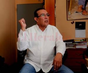 El ministro de Salud, Octavio Sánchez, contó a EL HERALDO que se trabaja en un proyecto para brindar asistencia a la población mediante la prevención. Foto David Romero / EL HERALDO