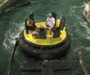 El raging river es uno de los más visitados debido a la experiencia llena de adrenalina que ofrece. Foto: Who13