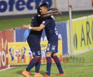 Crisanto y Estigarribia acertaron dos goles en el duelo ante Vida. Foto: Ronal Aceituno.