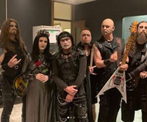 Cradle of Filth es una banda británica de Metal Extremo con influencias de metal gótico, y otros subgéneros del metal extremo formada en 1991.
