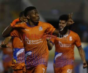 Franco Güity anotó 14 goles el certamen pasado con los Lobos de la UPNFM. Foto: EL HERALDO.