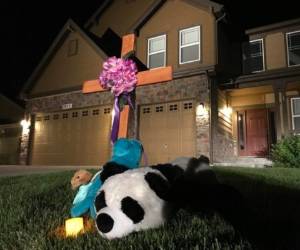 La vivienda de 400 metros cuadrados, fue construida en 2013 y costó en 400 mil dólares. Está ubicada en el 2825 de Saratoga Trl.