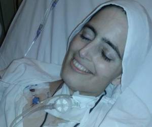 La joven monja padecía de cáncer de lengua.