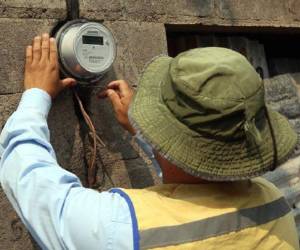 El sector residencial pagará a partir de este mes entre 2.95 y 3.84 lempiras por kilovatio conforme al nivel de consumo, foto: El Heraldo.
