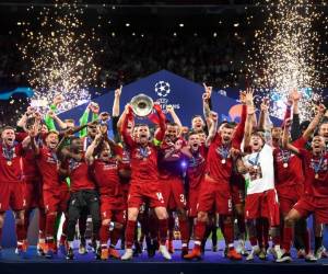 Después de 30 años el Liverpool nuevamente levanto la copa. Foto: Liverpool/Twitter.