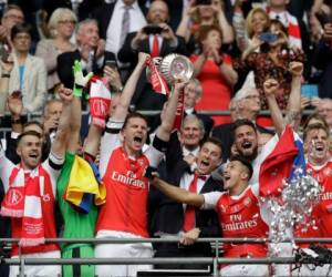 El Arsenal se coronó campeón de la Copa de Inglaterra al vencer al Chelsea (Fotos: AP/AFP)