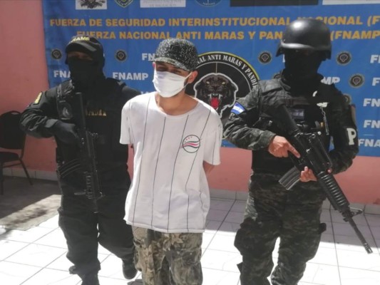 Joseph David Maldonado Ponce, conocido como 'El Maleante', cobraba extorsión en el norte de Comayagüela a nombre de la pandilla 18, informó la Fuerza Nacional Antimaras y Pandillas (FNAMP).