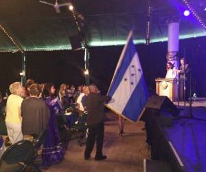 Celebración del Día del Hondureño en California.